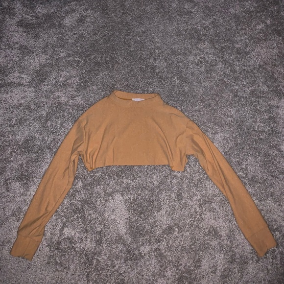 Win Win Dark Yellow Crop Top Sweatshirt size L & S - Picture 4 of 14